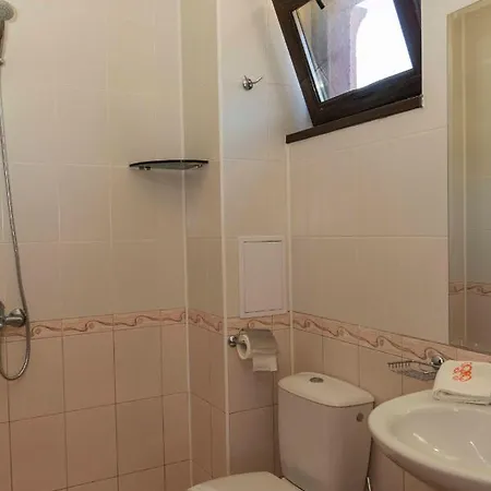 Pensión Vista виста 4*