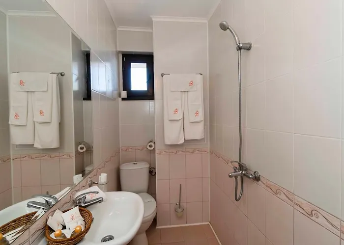 Vista виста Къща за гости 4*