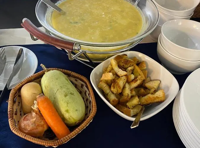 Vista виста 招待所 圣弗拉斯